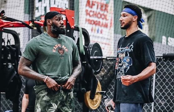 戴维斯为何 戴维斯为何