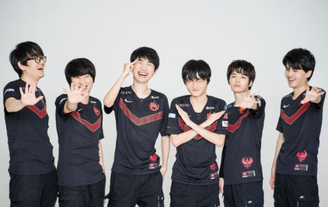 也迫使对手 也迫使对手