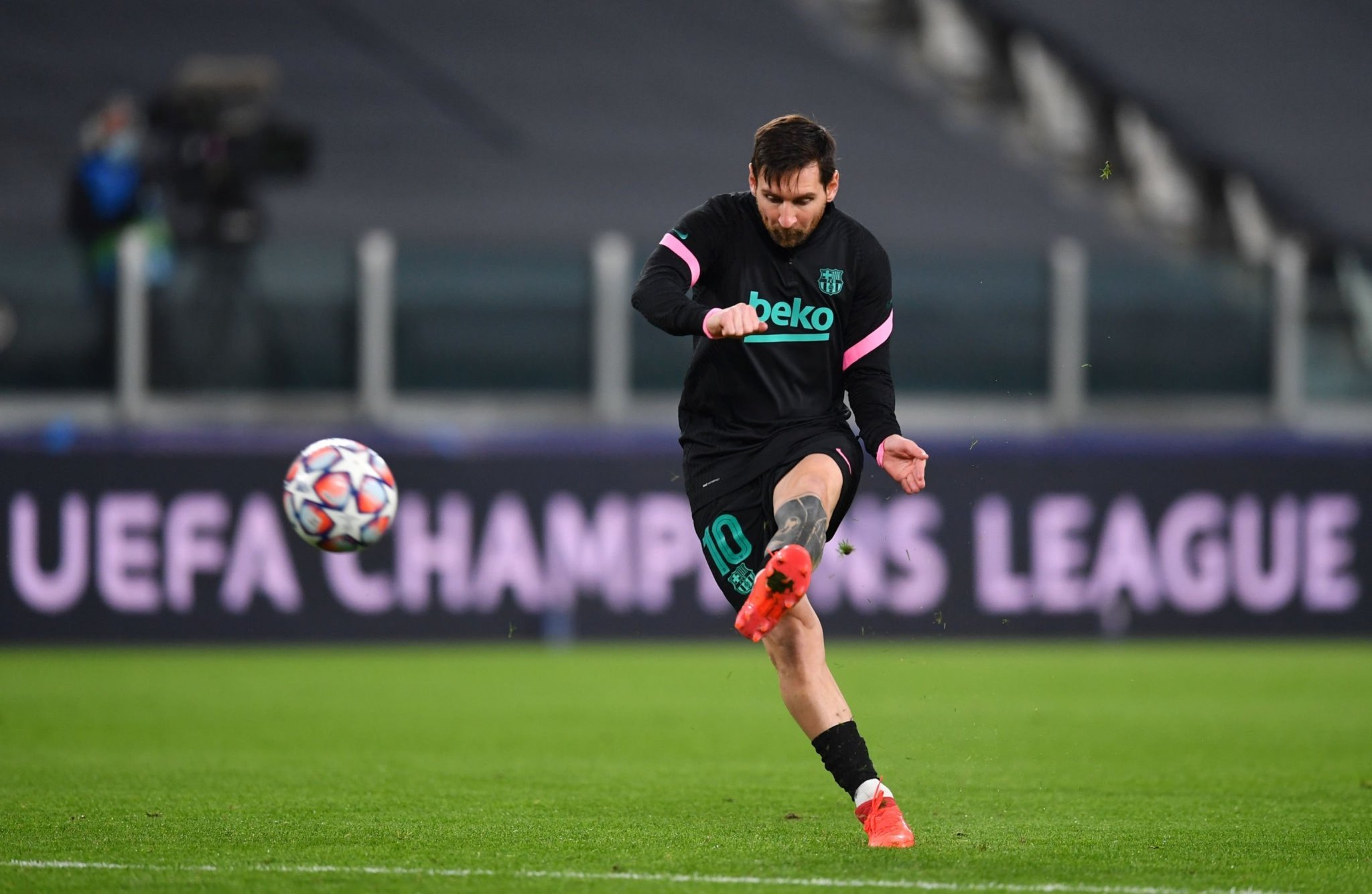 他的去留必 他的去留必