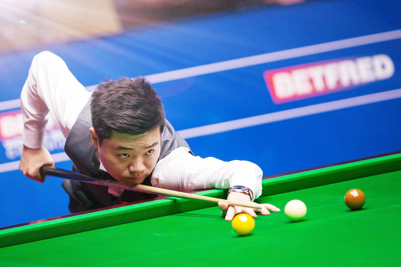 对赫伊森的 对赫伊森的