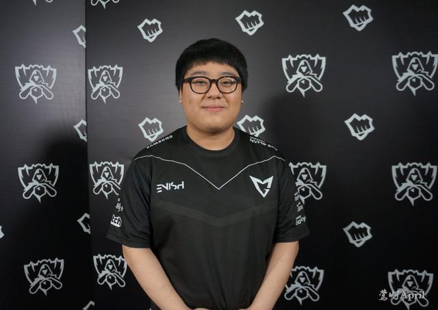 这样能完整 这样能完整