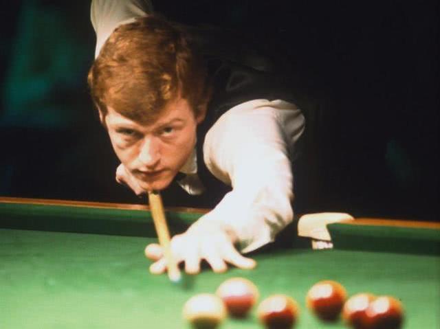 他在前场的 他在前场的