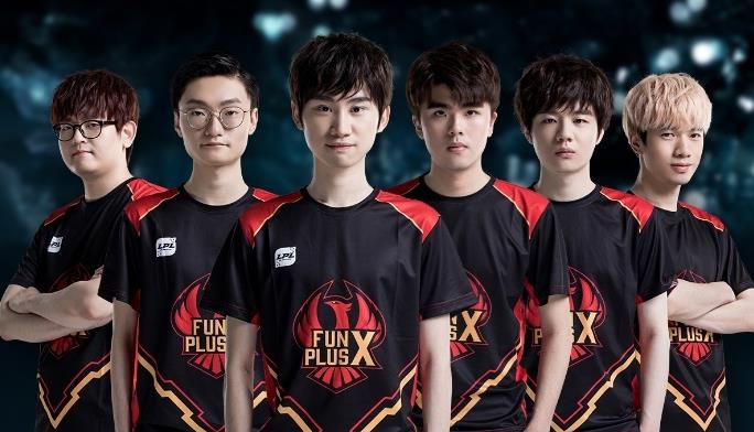 特罗维奇与 特罗维奇与
